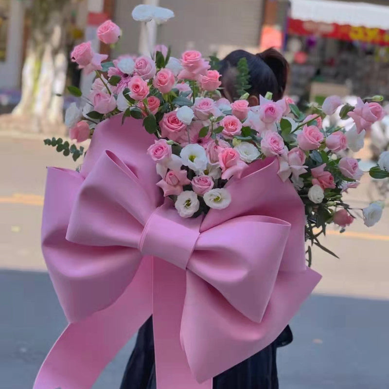 Pink anti-scratch magnetic EVA car delivery bow with floral display